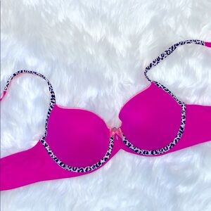 Victoria’s Secret hot pink leopard bra